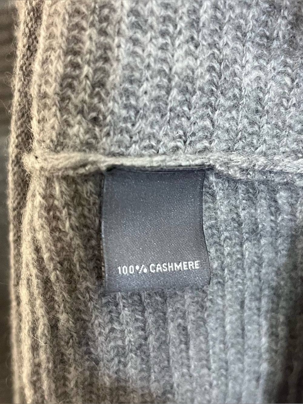 Neiman Marcus 100% Cashmere Gray Ribbed Short Sleeve Tunic Sweater - Picture 11 of 11
